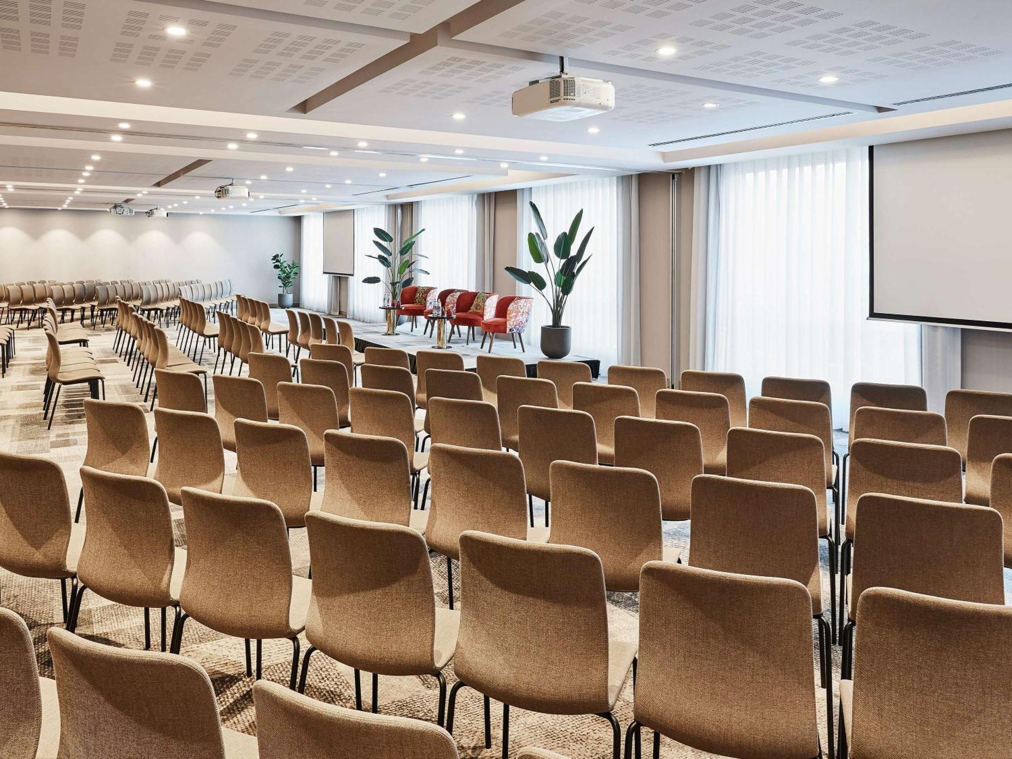 Sofitel Brussels Europe Hotel 5*